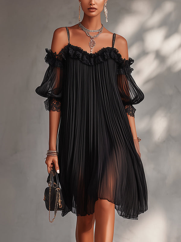 Vittoria | Mini vestido negro de gasa con hombros descubiertos y encaje