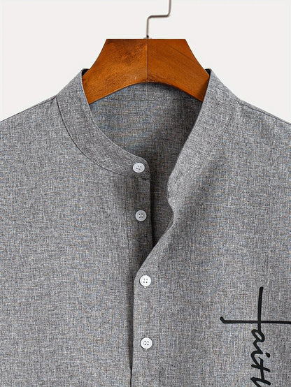 Camisa elegante de manga corta y cuello alto